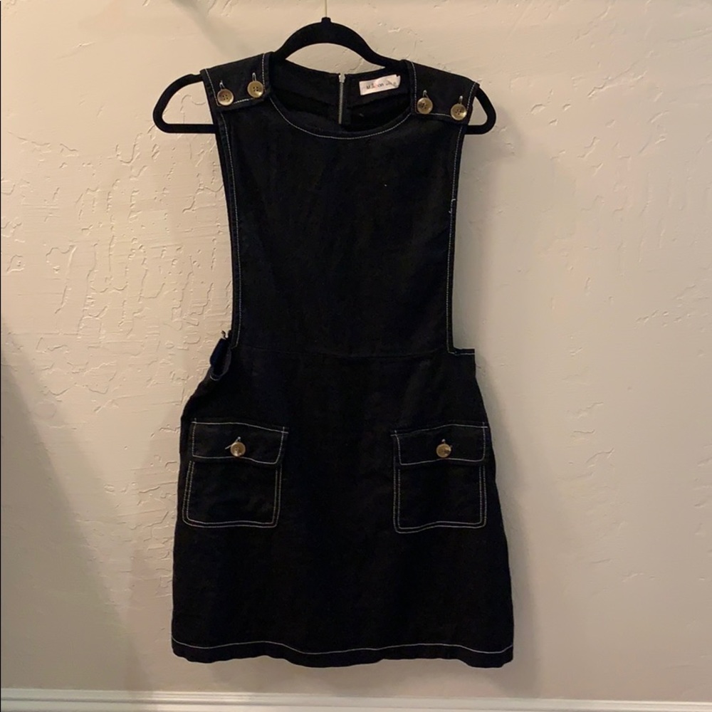 Overall black dress!